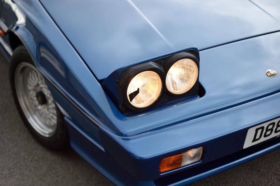 Детали экстерьера Lotus Esprit Turbo HC Limited Edition 1987 года  (фото 73 из 181)